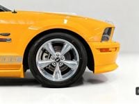 Gebraucht Ford Mustang 330 PS (242 kW) 2007 Orange Coupé