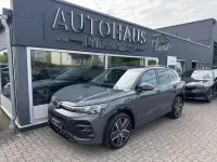 Gebraucht VW Tiguan R-line 265 PS (194 kW) 2025 Delfingrau SUV