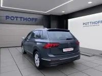 Gebraucht VW Tiguan Active 150 PS (110 kW) 2023 Delfingrau metallic SUV