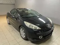 Gebraucht Peugeot 207 Sport 120 PS (88 kW) 2008 Farbe schwarz obsidien Cabrio