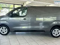 Gebraucht Opel Vivaro 177 PS (130 kW) 2021 Mondstein grau Van / Kleinbus