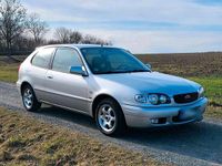 Gebraucht Toyota Corolla 97 PS (71 kW) 2005 Silber Kleinwagen