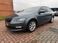 Gebraucht Skoda Octavia 116 PS (85 kW) 2019 Grau Limousine
