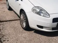 Gebraucht Fiat Grande Punto 70 PS (51 kW) 2009 Weiß Kleinwagen