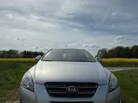 Gebraucht Kia Ceed 143 PS (105 kW) 2009 Silber Kleinwagen