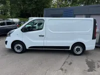 Gebraucht Opel Vivaro 116 PS (85 kW) 2015 Weiß Van / Kleinbus