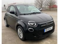 Gebraucht Fiat 500e Action 69 kW (95 PS) 2022 Onyx schwarz) (schwarz Kleinwagen