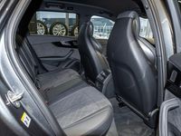 Gebraucht Audi RS4 Ambiente 450 PS (330 kW) 2024 Daytonagrau perleffekt Kombi