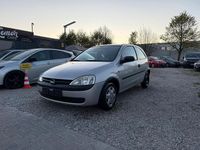 Używany Opel Corsa 58 KM (42 kW) 2002 Biały Hatchback
