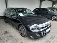 Gebraucht VW Passat Elegance 150 PS (110 kW) 2025 Grau Kombi