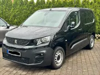 Gebraucht Peugeot Partner 131 PS (96 kW) 2022 Schwarz Van / Kleinbus