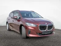 Gebraucht BMW 218 Active Tourer 136 PS (100 kW) 2023 Rot Van / Kleinbus
