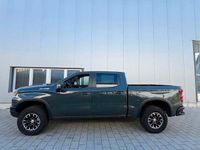 Neu Chevrolet Silverado 426 PS (313 kW) 2025 Grau SUV