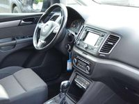 Gebraucht VW Sharan 140 PS (102 kW) 2011 Deep black perleffekt Van / Kleinbus