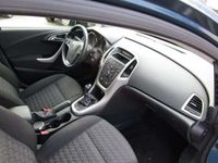 gebraucht Opel Astra Lim. 5-trg. Active 1.4 Klimaaut Alufelge