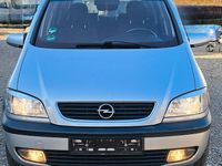 Gebraucht Opel Zafira 125 PS (91 kW) 2000 Silber Van / Kleinbus