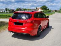Gebraucht Ford Focus Sport 125 PS (91 kW) 2015 Rot Kombi