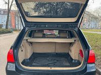 Gebraucht BMW 330 245 PS (180 kW) 2010 Schwarz Kombi