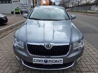 Gebraucht Skoda Superb Ambition 170 PS (125 kW) 2011 Grau Kombi