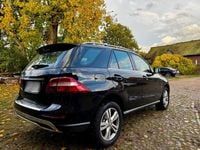 Gebraucht Mercedes ML350 258 PS (189 kW) 2011 Schwarz SUV