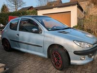 Gebraucht Peugeot 206 75 PS (55 kW) 2002 Silber Kleinwagen