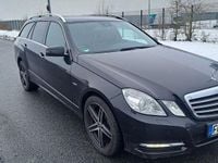 Gebraucht Mercedes E350 Avantgarde 265 PS (194 kW) 2011 Schwarz Kombi