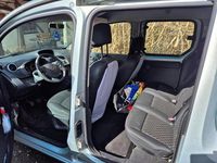 Gebraucht Renault Kangoo Authentique 107 PS (78 kW) 2012 Silber Van / Kleinbus