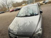 Gebraucht Mercedes B220 184 PS (135 kW) 2014 Grau Van / Kleinbus