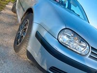 Gebraucht VW Golf IV 74 PS (54 kW) 2002 Grau Kleinwagen