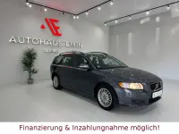 Gebraucht Volvo V50 Momentum 145 PS (106 kW) 2008 Titanium grey pearl / metallic Kombi