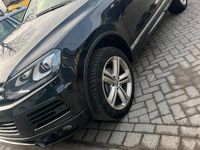 Gebraucht VW Touareg R-line 245 PS (180 kW) 2015 Schwarz SUV