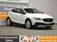 Gebraucht Volvo V40 CC Plus 152 PS (111 kW) 2018 Crystal white perleffect Kombi