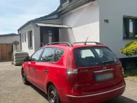 Gebraucht Hyundai i30 110 PS (80 kW) 2009 Rot Kombi