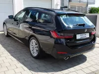 Gebraucht BMW 318 150 PS (110 kW) 2023 Schwarz Kombi
