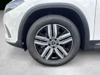 Gebraucht Mercedes EQA250 Progressive 139 kW (190 PS) 2021 Weiß SUV