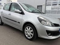 Gebraucht Renault Clio III 79 PS (58 kW) 2007 Platingrau Limousine