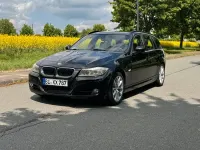 Gebraucht BMW 320 184 PS (135 kW) 2011 Schwarz Kombi