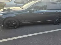 Gebraucht Mercedes 220 177 PS (130 kW) 2013 Schwarz Kombi