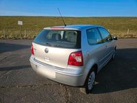 Gebraucht VW Polo 54 PS (39 kW) 2002 Silber Kleinwagen
