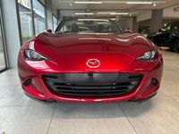 Neu Mazda MX5 Exclusive-Line 132 PS (97 kW) 2025 Soul red crystal m Cabrio