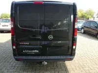 Gebraucht Opel Vivaro 146 PS (107 kW) 2017 Schwarz Van / Kleinbus