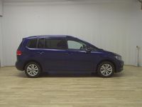 Gebraucht VW Touran Comfortline 122 PS (89 kW) 2022 Blau Van / Kleinbus