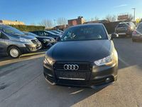 Gebraucht Audi A1 Ambition 122 PS (89 kW) 2012 Rot Kleinwagen