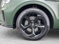 Neu Bentley Bentayga 551 PS (405 kW) 2025 Grün SUV