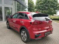Gebraucht Kia e-Niro Spirit 150 kW (204 PS) 2021 (cr5) runway rot met (metallic) SUV
