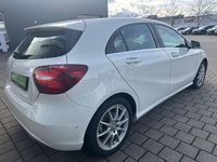 Gebraucht Mercedes A200 156 PS (114 kW) 2017 Weiß Limousine
