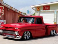 Gebraucht Chevrolet Pick-Up 188 PS (138 kW) 1966 Rot Abholung