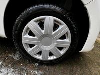 Gebraucht Citroën C1 SELECTION 68 PS (50 kW) 2011 Weiß Kleinwagen