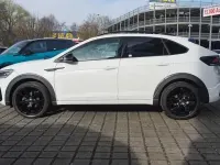 Używany VW Taigo R-line 150 KM (110 kW) 2022 Biały SUV