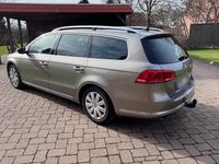 Gebraucht VW Passat Highline 177 PS (130 kW) 2013 Braun Kombi